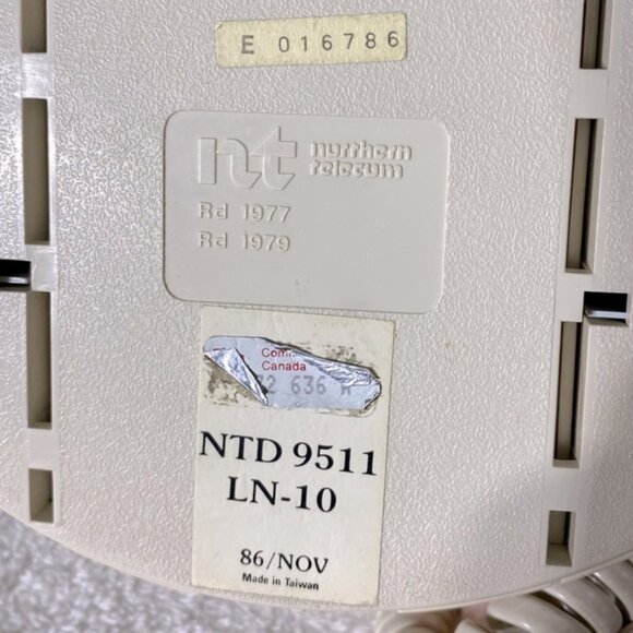 Vintage 70s Northern Telecom Ivory Round Push Button Phone Telephone - Picture 13 of 16